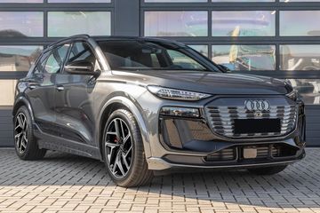 Audi Q6 e-tron S line