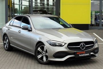 Mercedes Klasa C 300 4MATIC AVANTGARDE