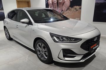 Ford Focus EcoBoost mHEV ST-Line