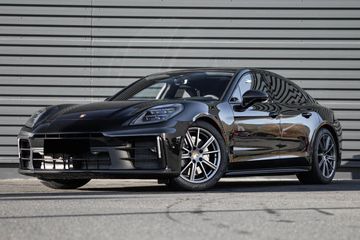 Porsche Panamera 4