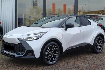 Toyota C-HR Executive 2.0 Plug-in Hybrid Dynamic Force