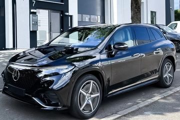 Mercedes EQS SUV 450 4-Matic AMG Line