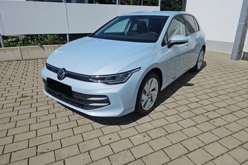 Volkswagen Golf Life Plus 1.5 eTSI mHEV DSG