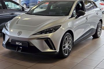 MG 4 64kWh Luxury