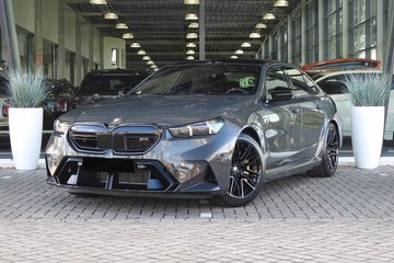 BMW Seria 5 M5