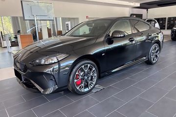 BMW Seria 2 Gran Coupe 220
