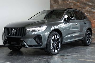 Volvo XC60 B5 AWD Ultra Dark