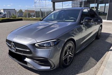 Mercedes Klasa C 220 d  4-Matic AMG