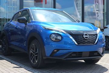 Nissan Juke N-Connecta AMT 1.6 Hybrid 