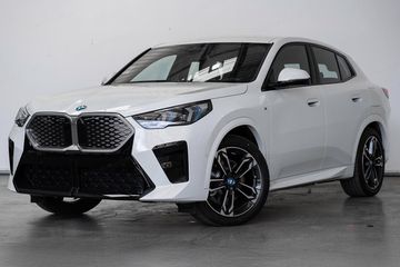 BMW iX2 xDrive30 M Sport