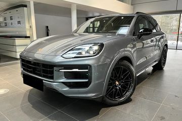 Porsche Cayenne Black Edition
