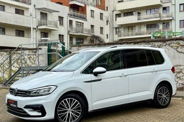 Volkswagen Touran 1.5 TSI R-Line DSG