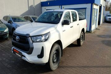 Toyota HiLux Double Cab DLX 4x4