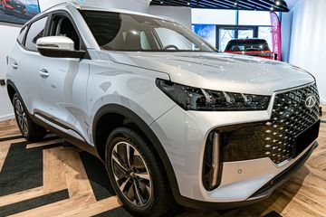 Chery Tiggo 4 Premium 1.5 HEV
