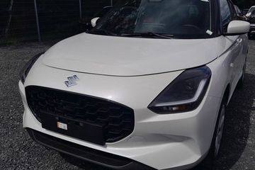 Suzuki Swift Premium Plus 1.2 Dualjet SHVS