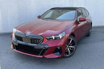 BMW Seria 5 Touring 520d xDrive M Sport