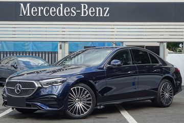Mercedes Klasa E 220 d 4-Matic AMG