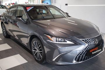 Lexus ES 300h Business Edition