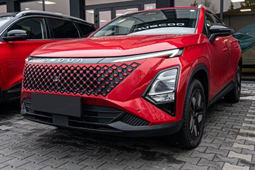 Omoda 5 1.5 T-GDI Hybrid Premium DHT