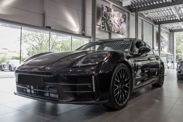 Porsche Panamera 4 E-Hybrid