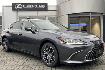 Lexus ES 300h Business Edition 2.5 E-CVT