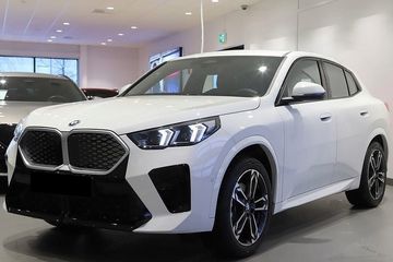 BMW iX2 eDrive20 M Sport