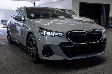 BMW Seria 5 Touring 540d xDrive M Sport