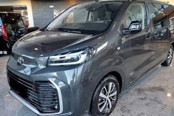 Toyota Proace Verso Long Business 2.0 Diesel