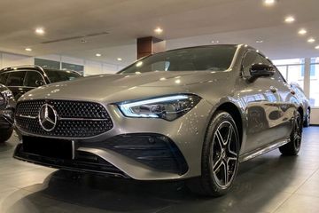 Mercedes CLA 220 4-Matic AMG Line