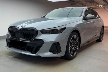 BMW Seria 5 520d xDrive M Sport