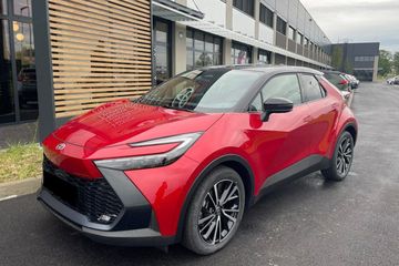 Toyota C-HR Executive 2.0 Plug-in Hybrid Dynamic Force