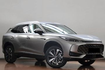MG HS 1.5T HEV+ Excite aut