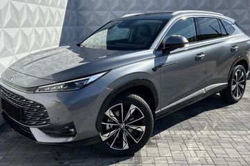 MG HS 1.5T HEV+ Exclusive aut