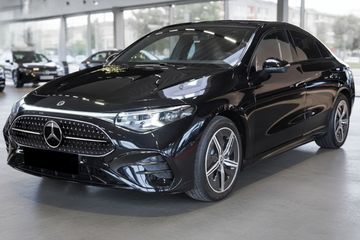 Mercedes CLA 220 4-Matic AMG Line