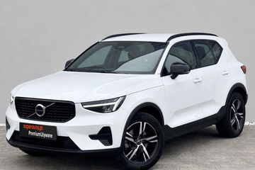 Volvo XC40 B3 Plus Dark