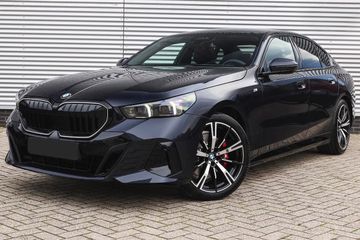 BMW Seria 5 520d xDrive M Sport