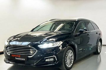 Ford Mondeo 2.0 Hybrid Titanium