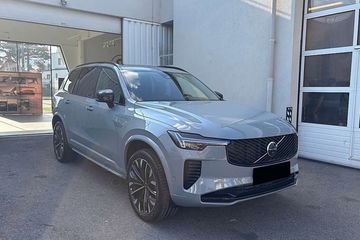 Volvo XC90 T8 AWD Plug-In Hybrid Ultra Dark