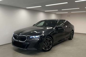 BMW Seria 5 540d xDrive M Sport