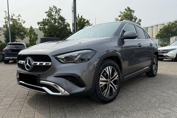 Mercedes GLA 220 4-Matic Progressive