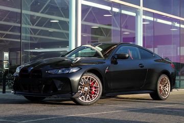 BMW Seria 4 Coupe M4 CS xDrive