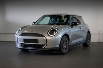 Mini Mini Cooper SE Linia Essential