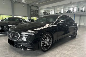 Mercedes Klasa E 220 d  4-Matic AMG