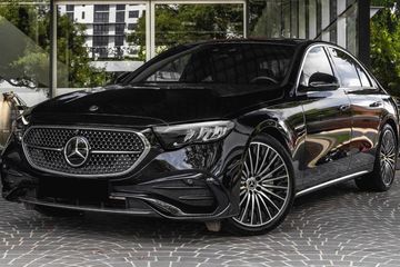 Mercedes Klasa E 220 d  4-Matic AMG
