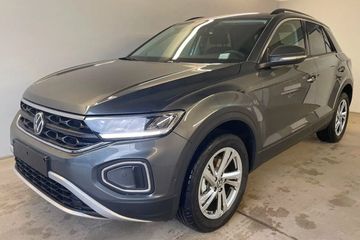 Volkswagen T-Roc Life Plus 1.5 TSI