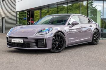 Porsche Panamera 4 E-Hybrid