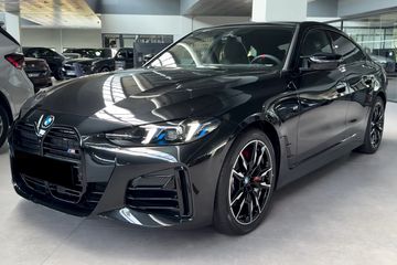 BMW Seria 4 Gran Coupe M440i xDrive