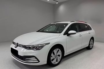 Volkswagen Golf VIII 1.5 TSI Life Plus