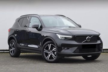 Volvo XC40 B4 Plus Dark