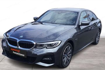 BMW Seria 3 330e xDrive M Sport